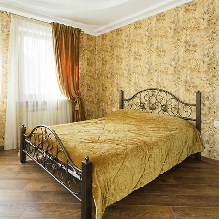 Apartment In Deribasovskay Street 20 Odesa Exterior photo